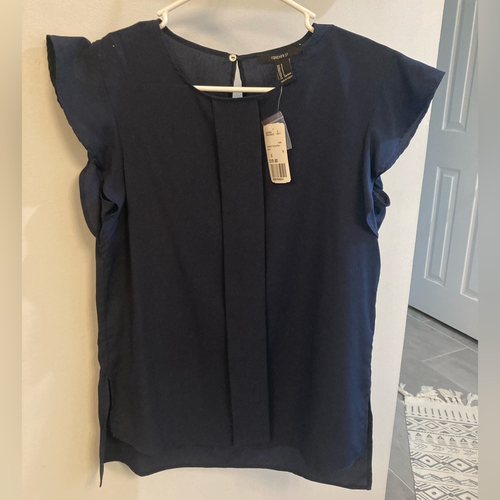 Forever 21 NWT navy blue ruffle sleeve blouse size small